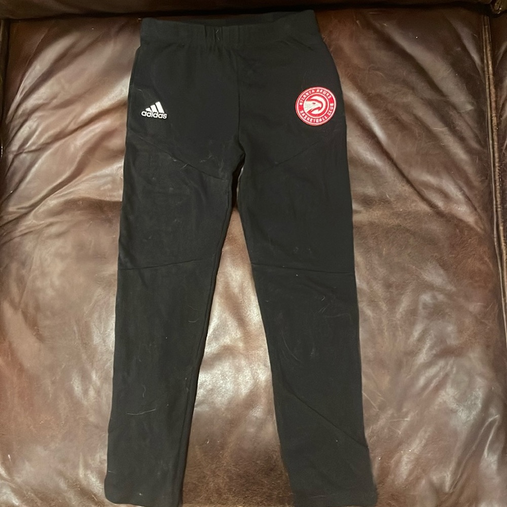 Adidas kids - Atlanta Hawks leggings- size 4